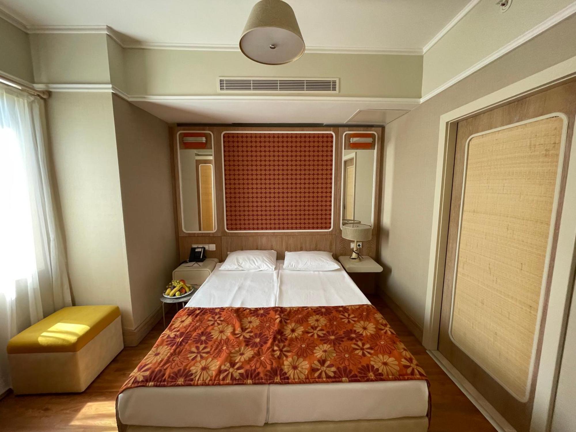 Club Grand Side Hotel Екстериор снимка