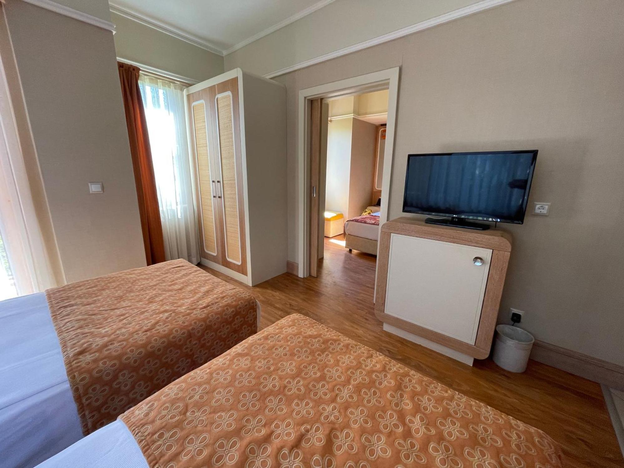 Club Grand Side Hotel Екстериор снимка